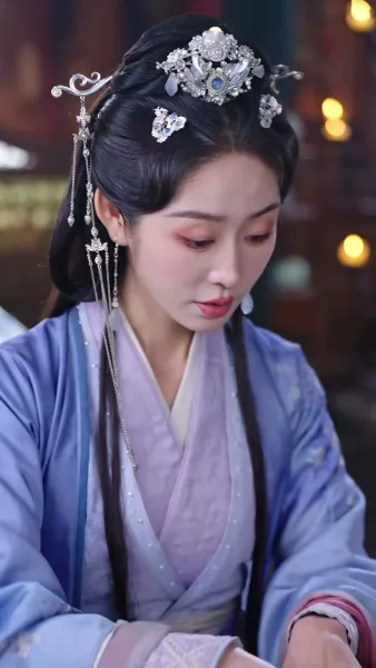 พี่สะใภ้หนุนข้าสู่ความรุ่งโรจน์