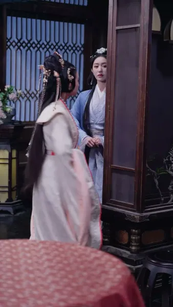 พี่สะใภ้หนุนข้าสู่ความรุ่งโรจน์