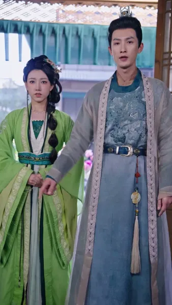 พี่สะใภ้หนุนข้าสู่ความรุ่งโรจน์