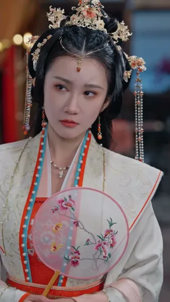 พี่สะใภ้หนุนข้าสู่ความรุ่งโรจน์