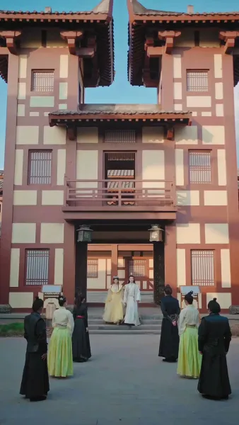 รายงานพระองค์, สมเด็จพระราชินีต้องการหย่า