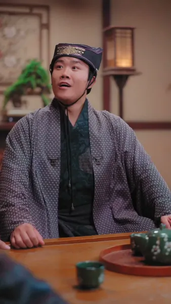 รายงานพระองค์, สมเด็จพระราชินีต้องการหย่า