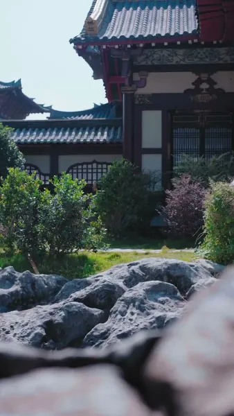 รายงานพระองค์, สมเด็จพระราชินีต้องการหย่า