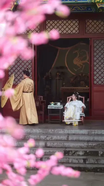 ข้าไม่อยากยุ่ง เรื่องในวัง