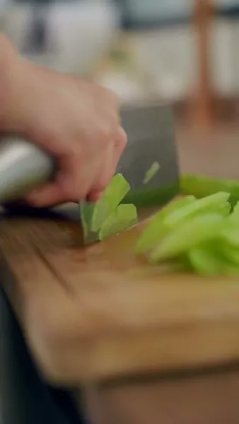 พิชิตใจยัยหนูตัวร้าย