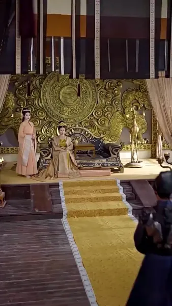 พระชายาวังเย็นผู้เก่งกาจ