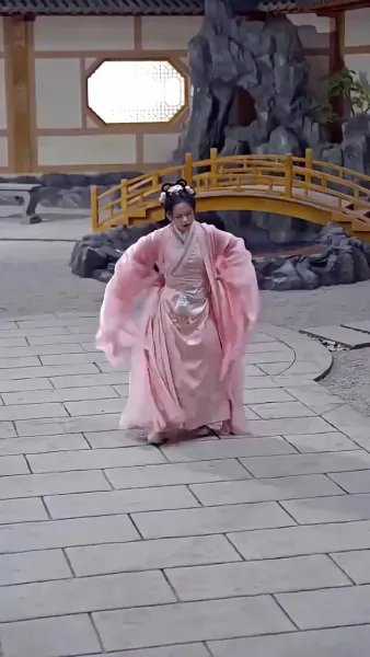 พระชายาวังเย็นผู้เก่งกาจ