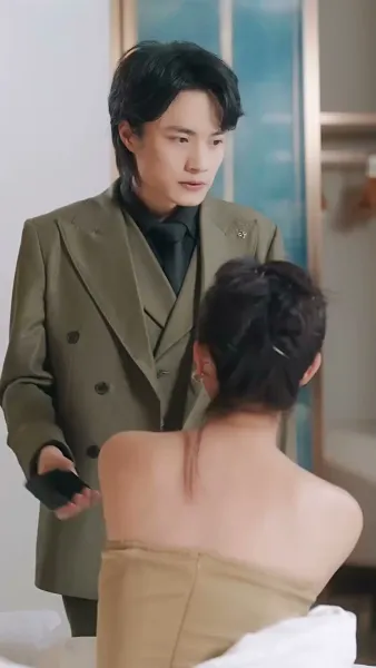 เสน่หาพรมแดง