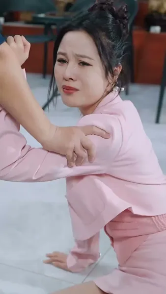 เสน่หาพรมแดง