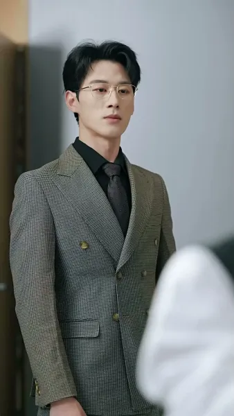 เสน่หาพรมแดง