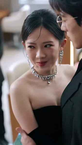 เสน่หาพรมแดง