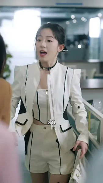 เสน่หาพรมแดง