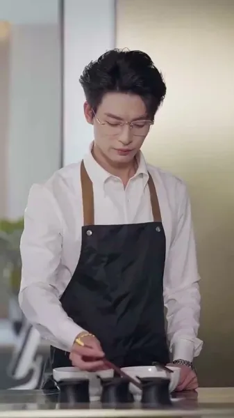 แสงจันทร์สีขาวกลับมามีชีวิตอีกครั้ง