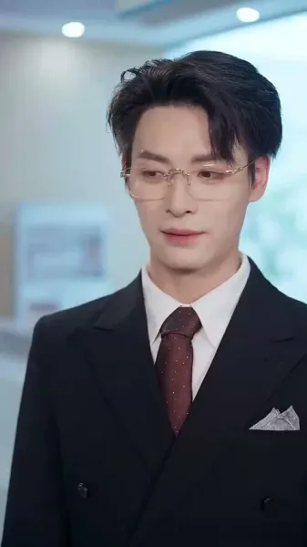 แสงจันทร์สีขาวกลับมามีชีวิตอีกครั้ง