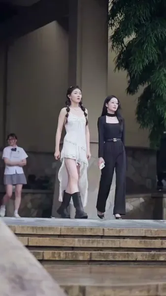 แสงจันทร์สีขาวกลับมามีชีวิตอีกครั้ง