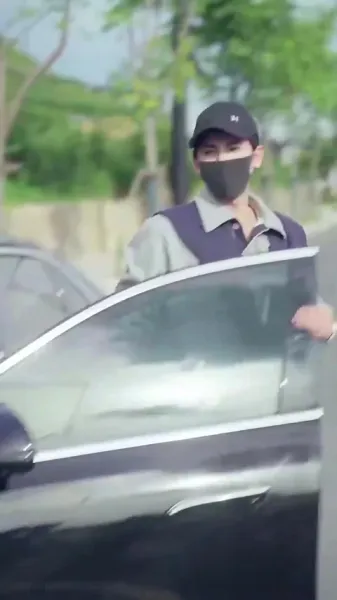 แสงจันทร์สีขาวกลับมามีชีวิตอีกครั้ง