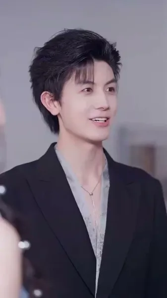 แสงจันทร์สีขาวกลับมามีชีวิตอีกครั้ง