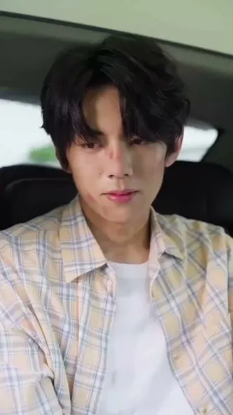 แสงจันทร์สีขาวกลับมามีชีวิตอีกครั้ง