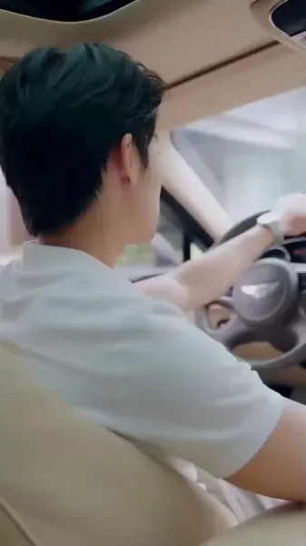 ราชินีแห่งการหลอกลวง