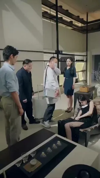 ราชินีแห่งการหลอกลวง