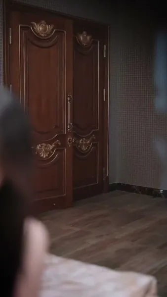 กุหลาบอาบโชค