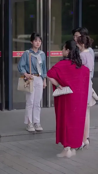 คุณหนูสายสตรอง