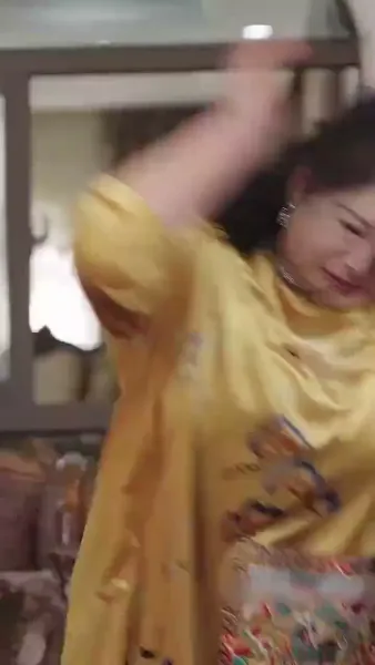 คุณหนูสายสตรอง