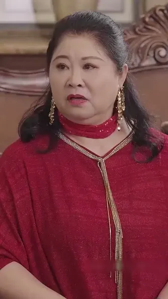 คุณหนูสายสตรอง