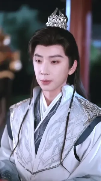 ความอัปยศในผ้าไหม