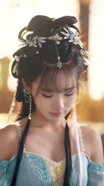 ความอัปยศในผ้าไหม