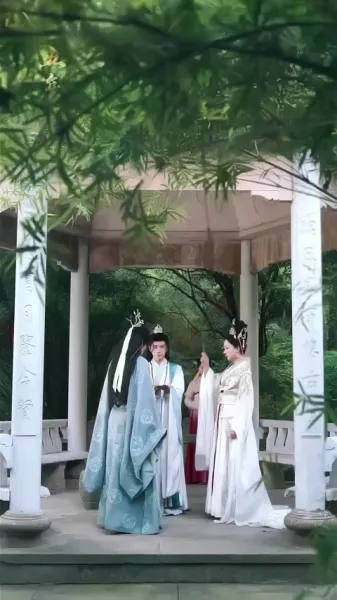 ความอัปยศในผ้าไหม