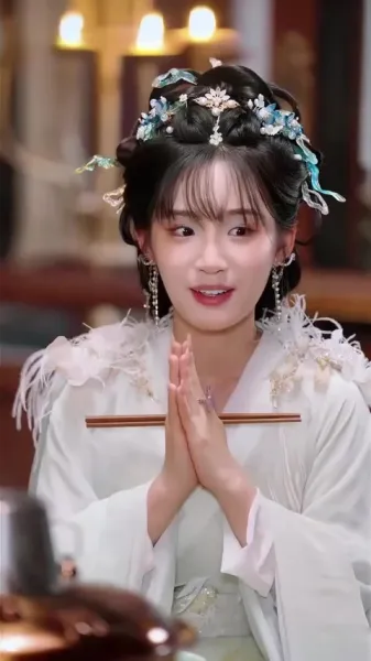 ความอัปยศในผ้าไหม