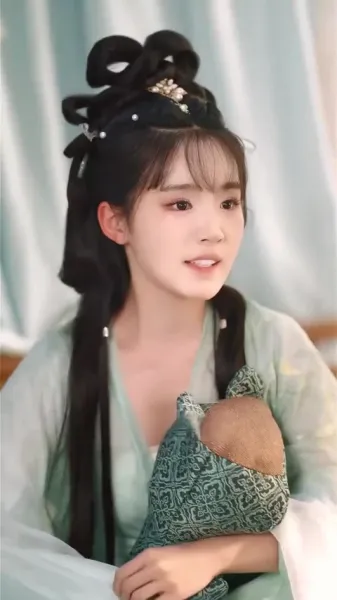 ความอัปยศในผ้าไหม