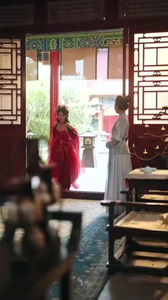 ความอัปยศในผ้าไหม