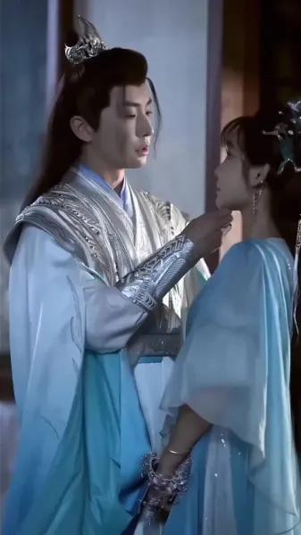 ความอัปยศในผ้าไหม