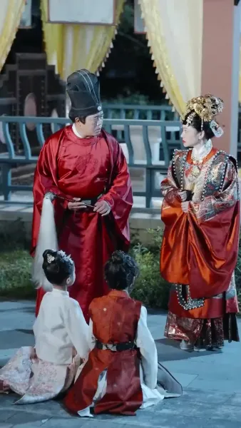 (พากย์เสียง) เมื่อบุปผาร่วงโรย