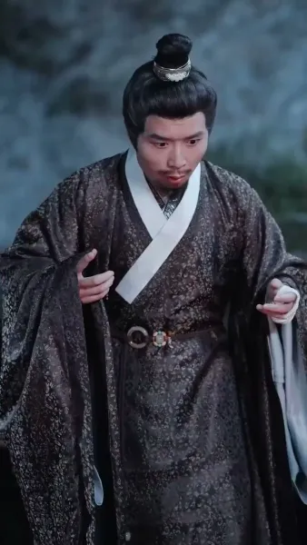 (พากย์เสียง) เมื่อบุปผาร่วงโรย