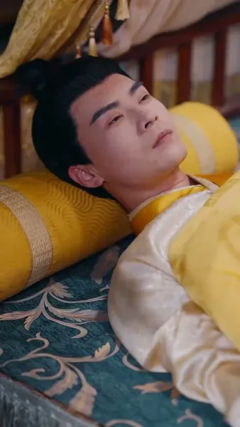 (พากย์เสียง) เมื่อบุปผาร่วงโรย