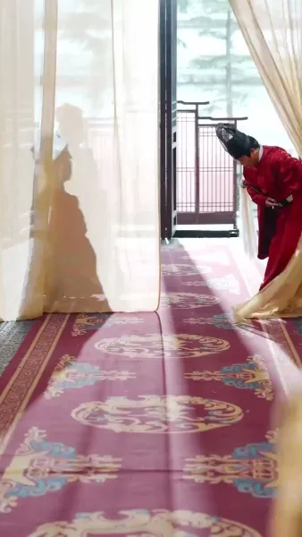 (พากย์เสียง) เมื่อบุปผาร่วงโรย