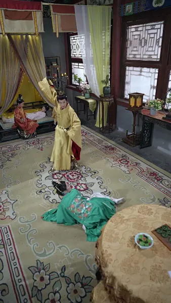 หงส์ลับฟ้าใต้หล้า