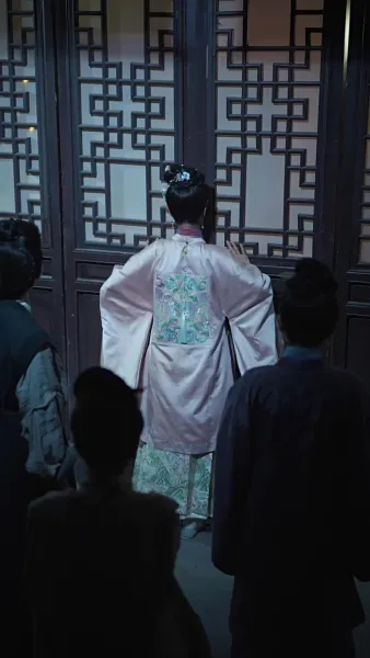 หงส์ลับฟ้าใต้หล้า