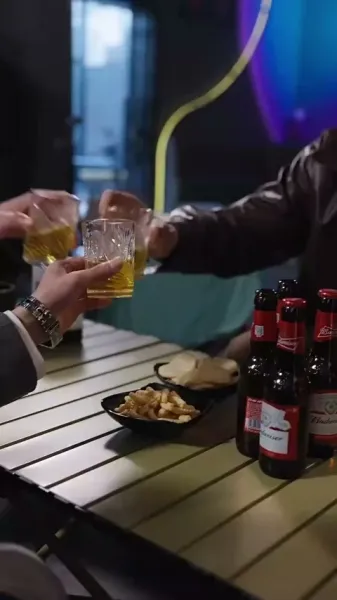 เส้นทางกลับสู่แสงจันทร์