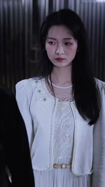 เส้นทางกลับสู่แสงจันทร์