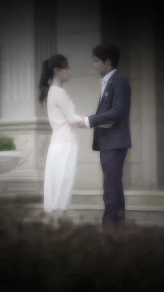 เส้นทางกลับสู่แสงจันทร์