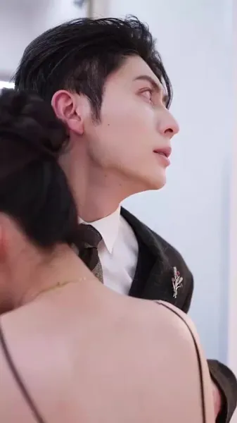 เส้นทางกลับสู่แสงจันทร์