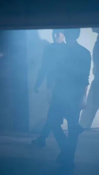 ร้อยล้านแลกใจ รุ่นพี่ที่รัก