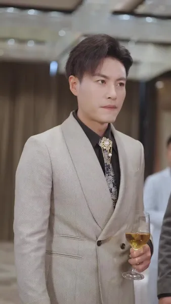 มังกรแห่งวงการธุรกิจ