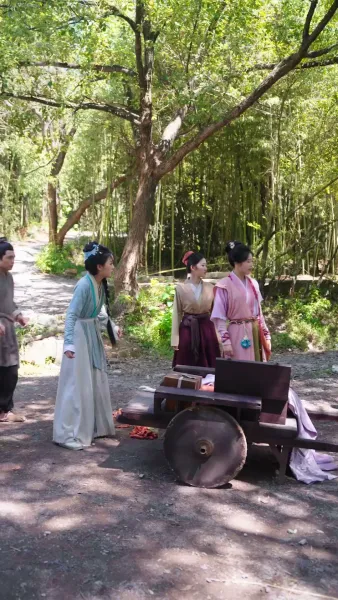 ภรรยาแสนสวย
สามีพรานหลงรัก