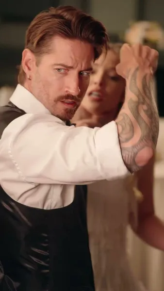 หย่ากันวันแต่ง 