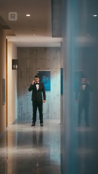 อย่าแตะพ่อของฉันที่ถือปืน!